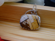 Load image into Gallery viewer, Brecciated Mookaite and Silver necklace