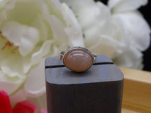 Load image into Gallery viewer, Peach Moonstone and silver ring size 5 1/2