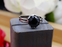 Load image into Gallery viewer, Black Spinel and silver ring size 9 3/4