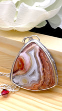 Load image into Gallery viewer, Rincon Crazy Lace Agate and Silver Necklace