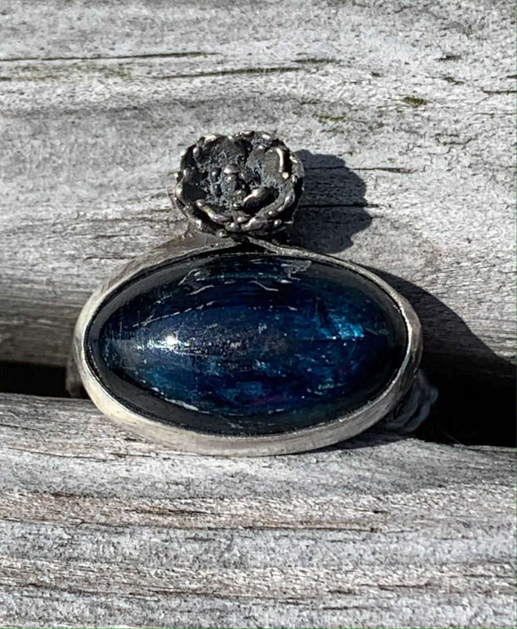 Kyanite and sterling silver ring size 7