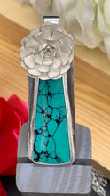 Load image into Gallery viewer, Hubei Turquoise and Silver Necklace